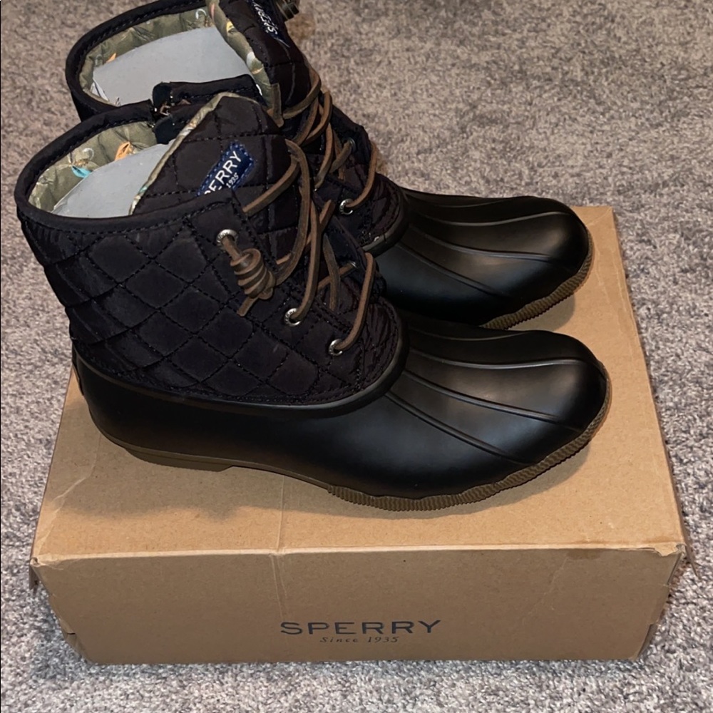 BRAND NEW!! WOMENS SPERRY BOOTS